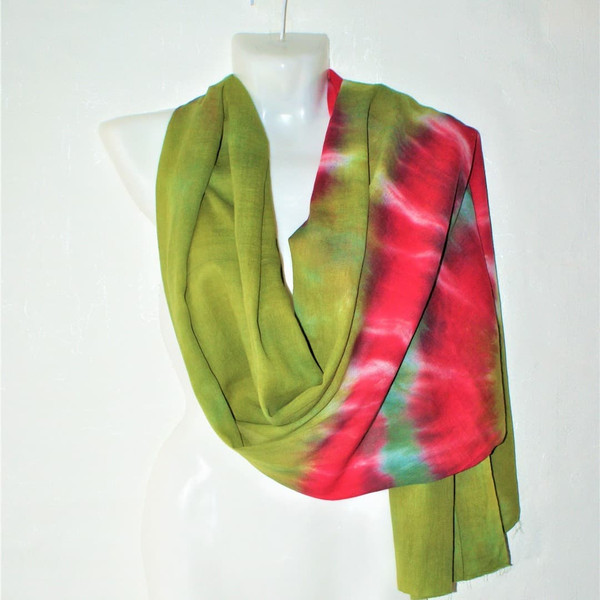 Red-and-green-scarf-long-cotton-head-scarf-for-women.jpg