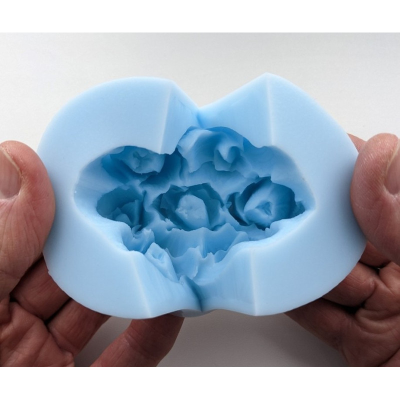 Tulips silicone mold open