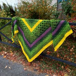 Crochet woolen shawl