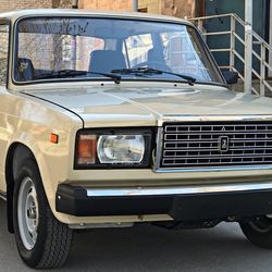 Cars Zhiguli VAZ 2107, 21072, 21074, manual and repair USSR