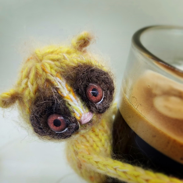 Lemur knitting pattern, knitted lemur, exotic animal, knitting tutorial, knitting lemur, toy knitting pattern, knit diy 5.jpeg
