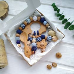 New baby gift box Wooden rattle hedgehog personalized and pacifier clip blue – woodland baby shower - postpartum gift