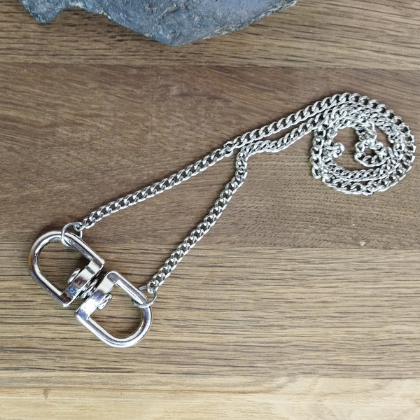 repurposed-necklace-with-chain
