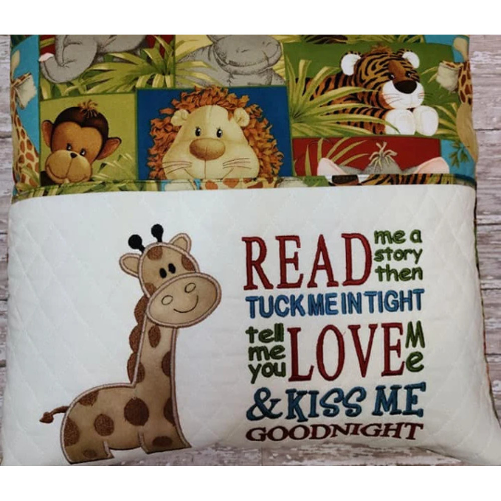 Read me a story with giraffe applique.png