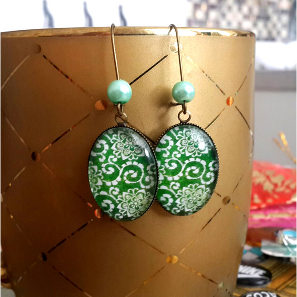 Green earrings.jpg