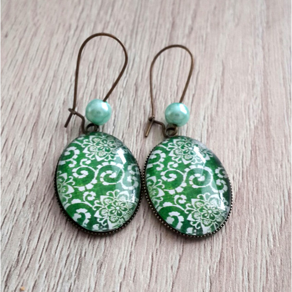 Green earrings dangle bronze.jpg