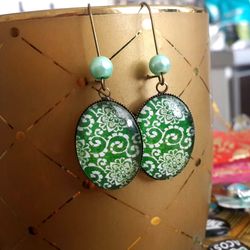 Green earrings, Green pattern glass cabochon earrings