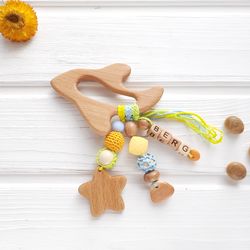 Personalized wooden rattle airplane toy for baby boy, keepsake postpartum gift – sensory crinkle toy – baby shower gift