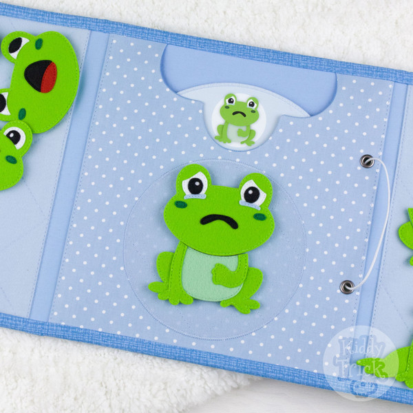 felt frogs puzzle game 13.JPG