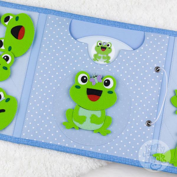 felt frogs puzzle game 14.JPG