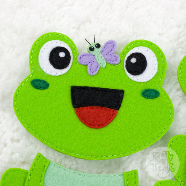 felt frogs puzzle game 17.JPG