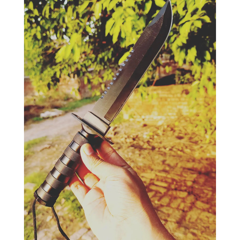 The Jungle King Wild Knife Black (1).jpg