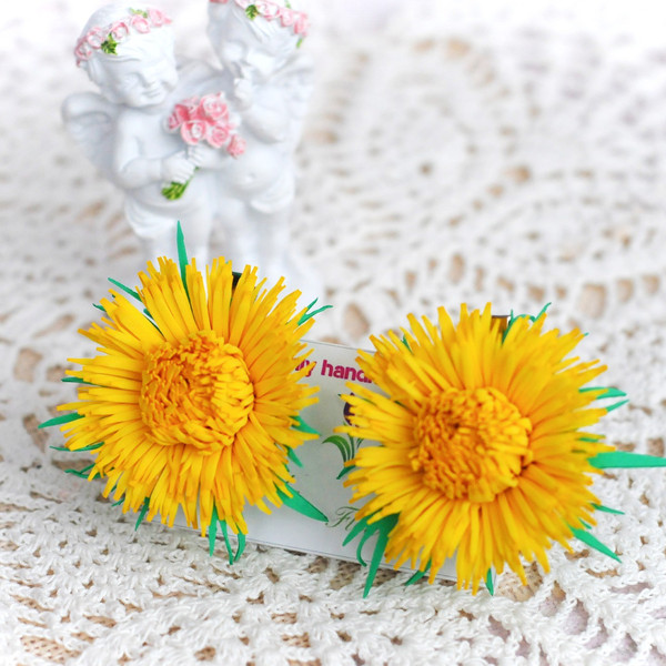 Dandelion-flowers-hair-clips