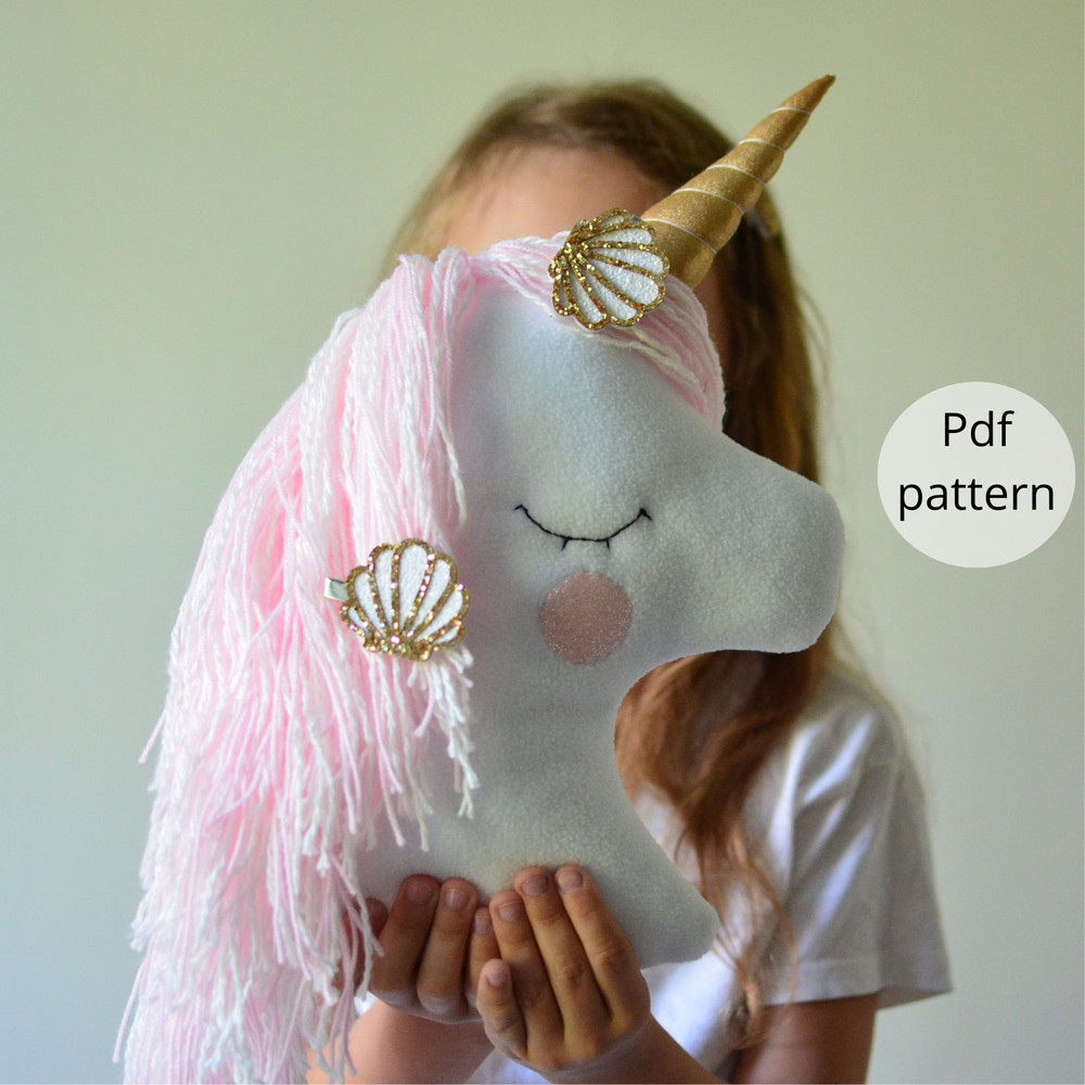 diy-unicorn-decor (14).jpg