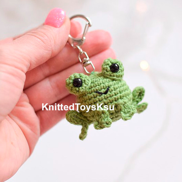 frog-keychain