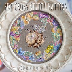 fuzzy bumblebee pdf cross stitch pattern