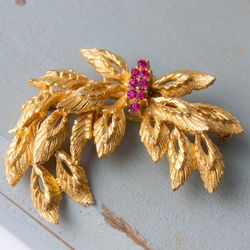 Vintage Pastelli brooch Gold leaves pink rhinestones pin