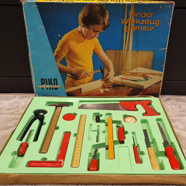 2 Vintage Kid's Tools Set PIKO GDR USSR Kinder Werkzeuggarnitur 1970s.jpg