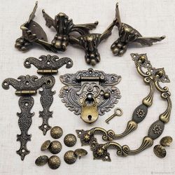 A ready-made set of high-quality bronze-colored fittings for chests A set of accessories for the chest QUALITY  bronze