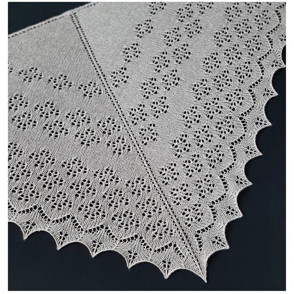 easy-shawl-knitting-pattern.jpg