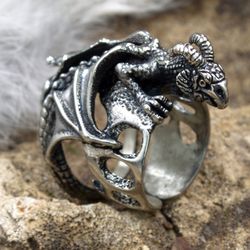 wyverna |  exclusive |  mythical |  dragon |  ring |  fantasy |  jewelry |  gold |  silver |  precious stones |  diamond