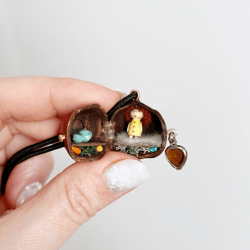 Hazelnut opening pendant. Necklace Natural Jewelry. A house in a hazelnut shell with a tiny fairy inside. Puppet miniatu