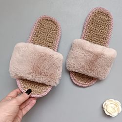 Pale pink hemp slippers fur slides open toe