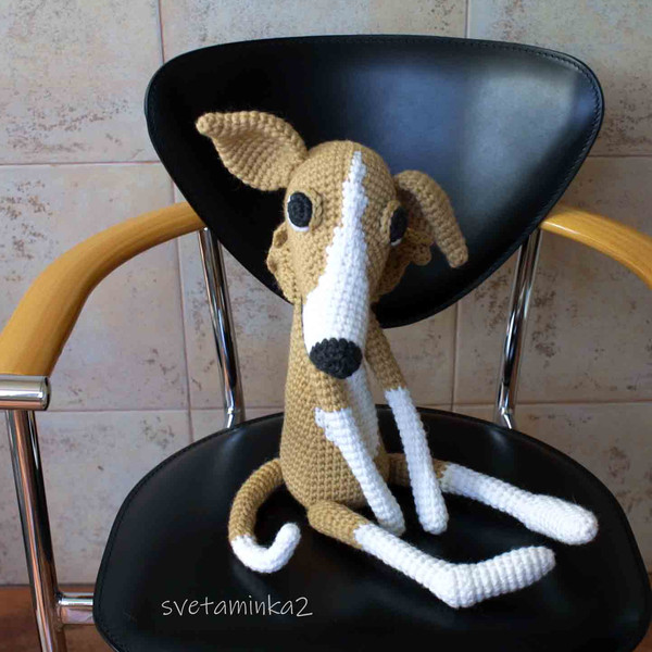 greyhound-crochet-pattern-dog.jpg