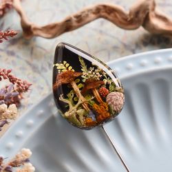 Mushrooms terrarium brooch. Forest brooch. Dried mushroom and heather jewelry.