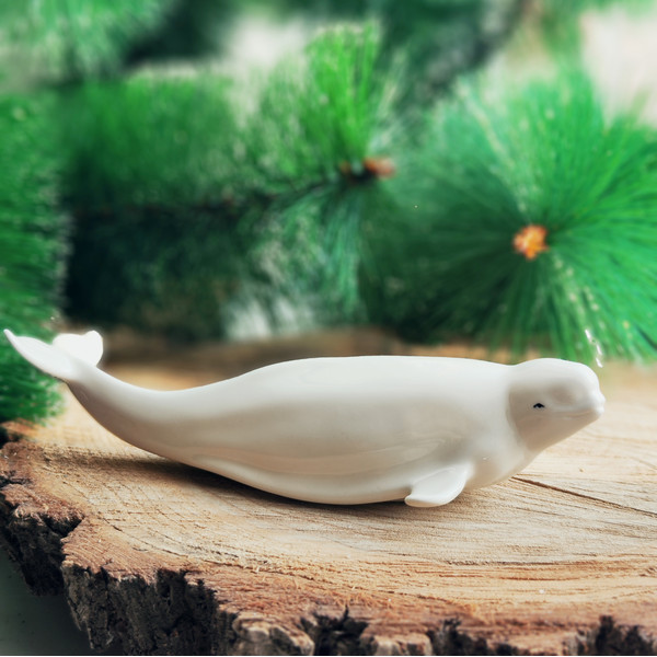 statuette beluga white whale