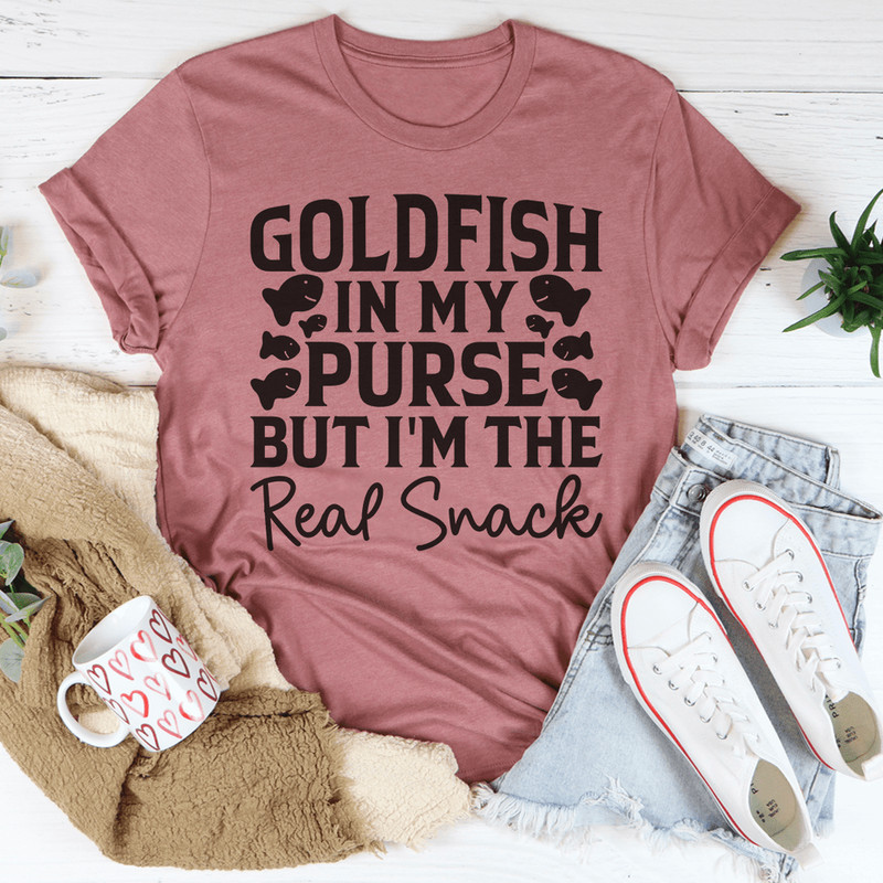 goldfish-in-my-purse-but-i-m-the-real-snack-tee-peachy-sunday-t-shirt