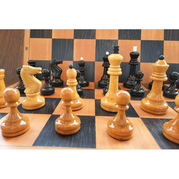 soviet weighted grandmaster chess pieces vintage 1980s