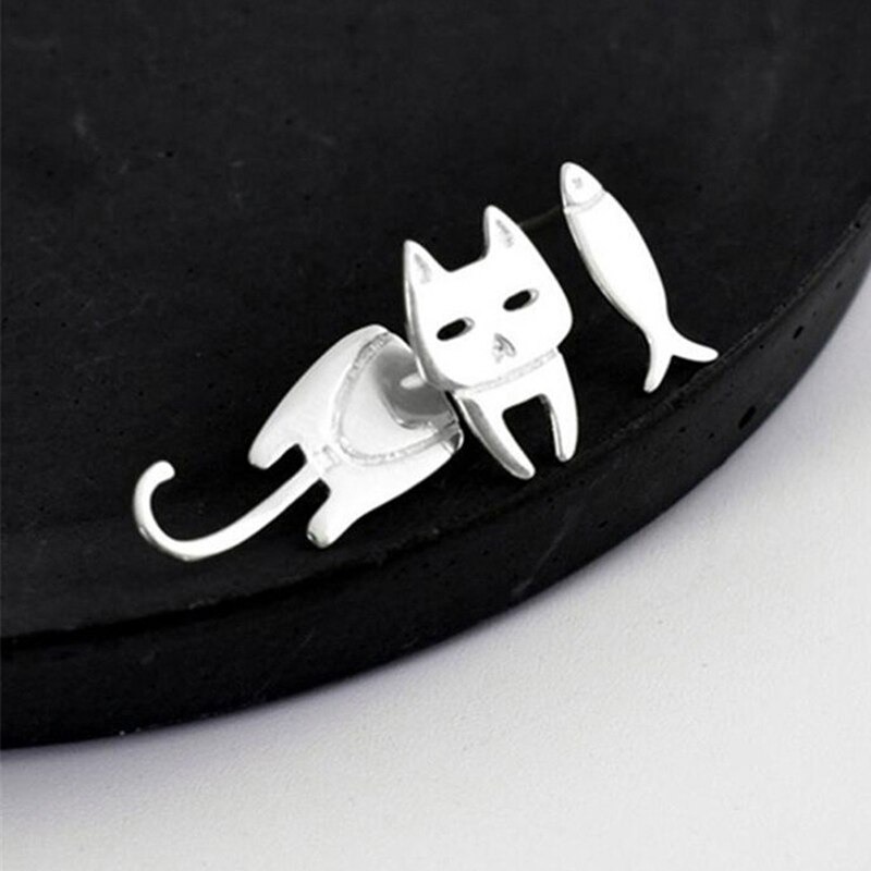 asymmetric-cat-fish-earrings-ear-stud-ea_main-2.jpg