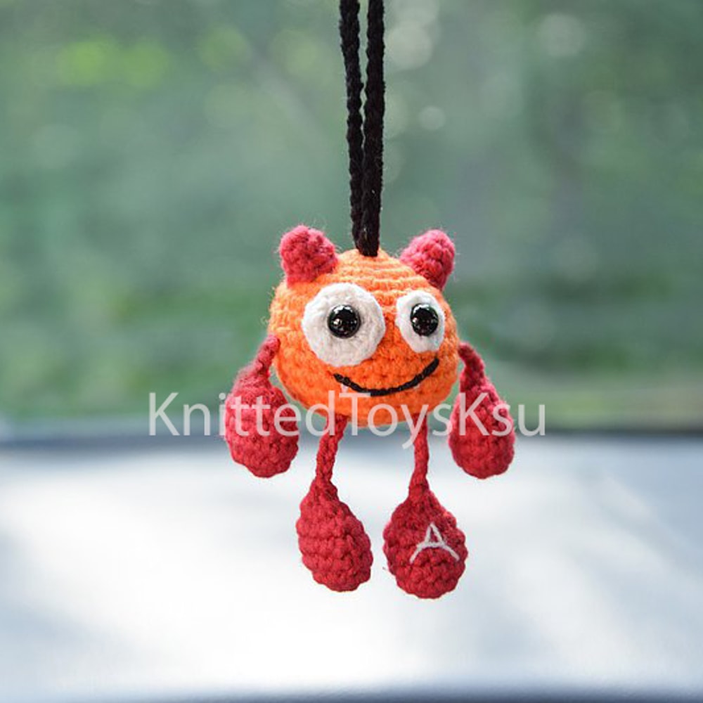 creepy-cute-car-charm