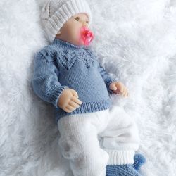 Comfortable knitted clothes for reborn doll 55cm, 22 inches