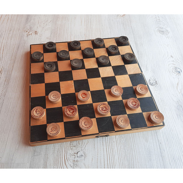 vintage 1951 made wooden soviet checkers set
