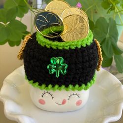 marshmallow mug hat crochet st patrick day