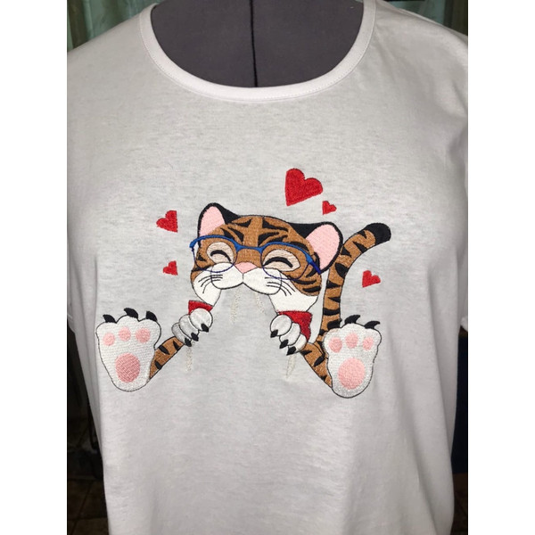 Tiger, tiger cub, machine embroidery design.jpg