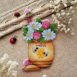 flowers cross stitch pattern bees cross stitch pattern honey cross stitch pattern chamomile cross stitch pattern pdf
