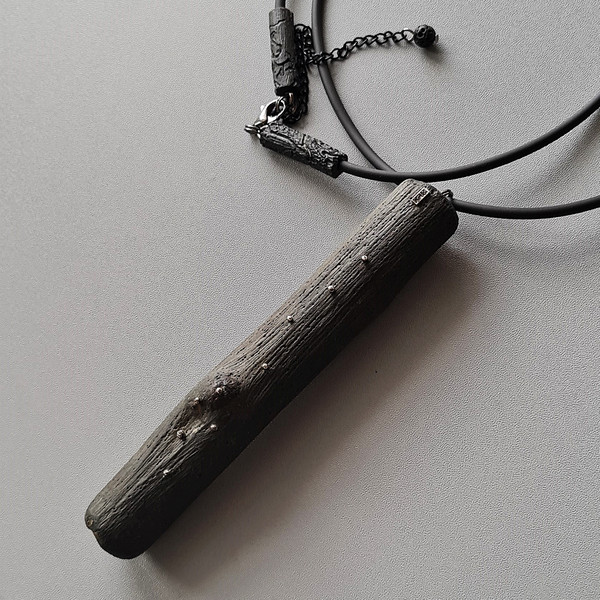 black pendant, wooden pendant, long pendant, rubber cord, silver drops 3