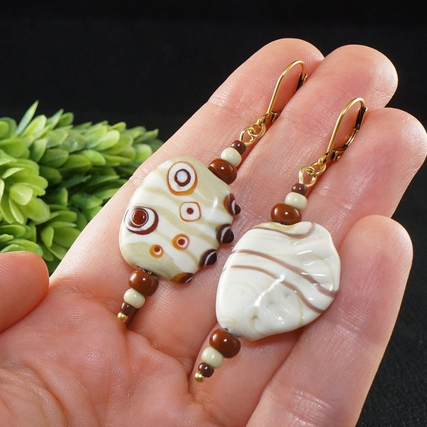 beige-ivory-brown-olive-lampwork-murano-glass-shell-earrings-jewelry