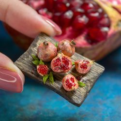 tutorial miniature polymer clay pomegranate with polymer clay | miniature food tutorial | dollhouse miniatures