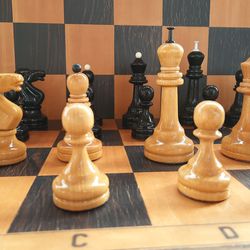Russian weighted grandmaster chessmen set vintage - Soviet big (11 cm / 4 " king) wooden tournament chess pieces