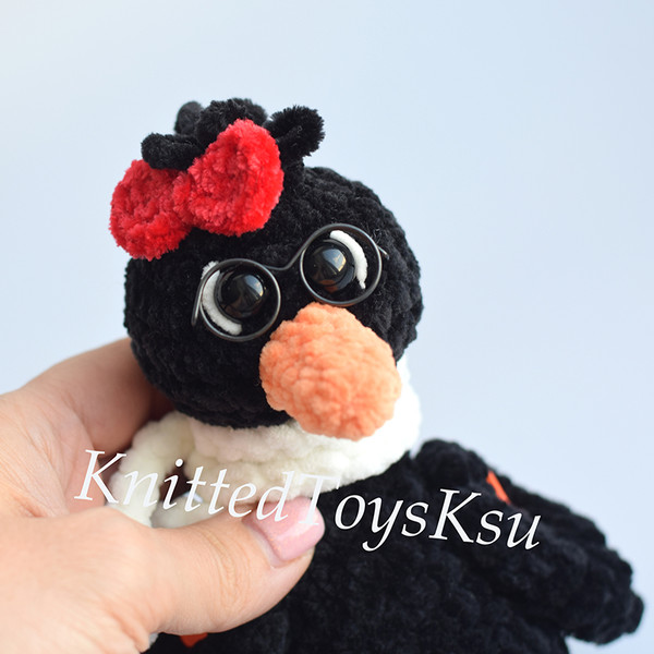 cute-crow-toy
