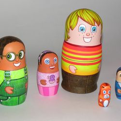 Wooden nesting dolls Higglytown Heroes - Five pieces set Russian dolls Matryoshka