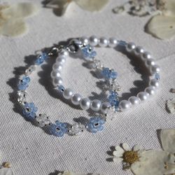 blue crystal beaded bracelet , bracelets set , seed bead jewelry , flower bracelet , daisy bracelet , floral jewellery