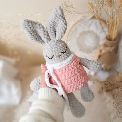 bunny plush crochet pattern, amigurumi crochet pattern, plushie stuffed animals, easter bunny plushie pattern