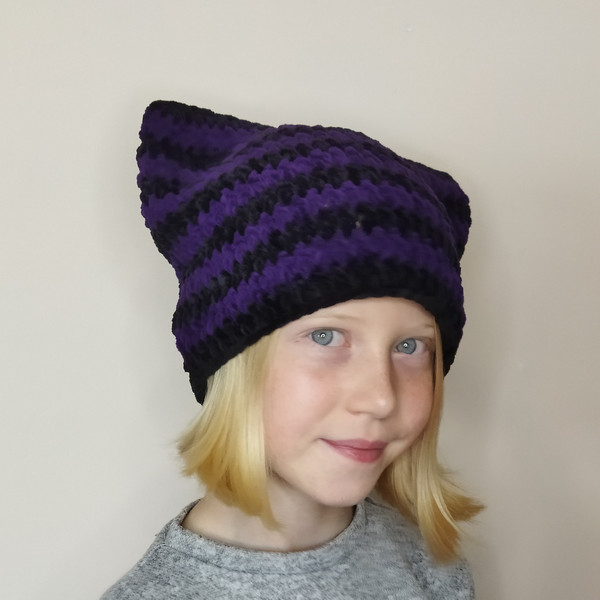 cat-ears-hat-hand-knit