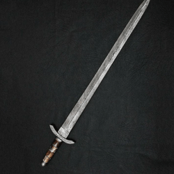 damascus steel swords, hunting swords, double edges, battle ready sword