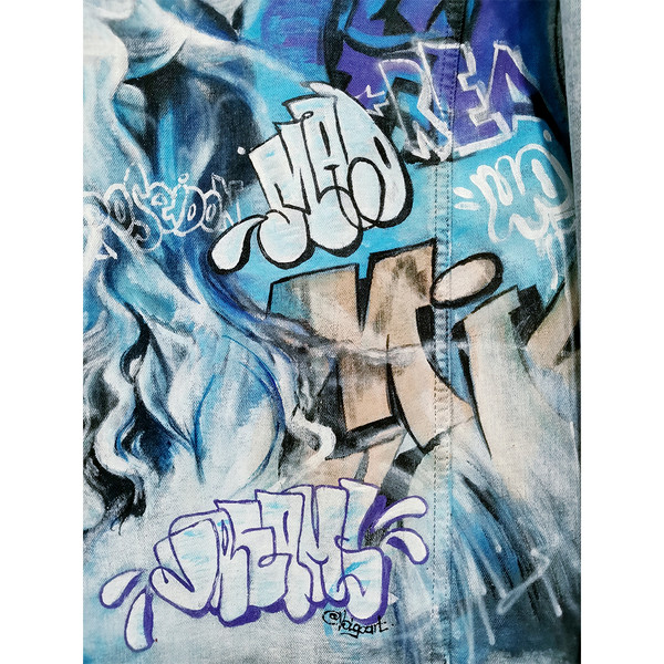 woman- denim-jacket- hand- painted- graffiti- art- custom- clothes3.jpg